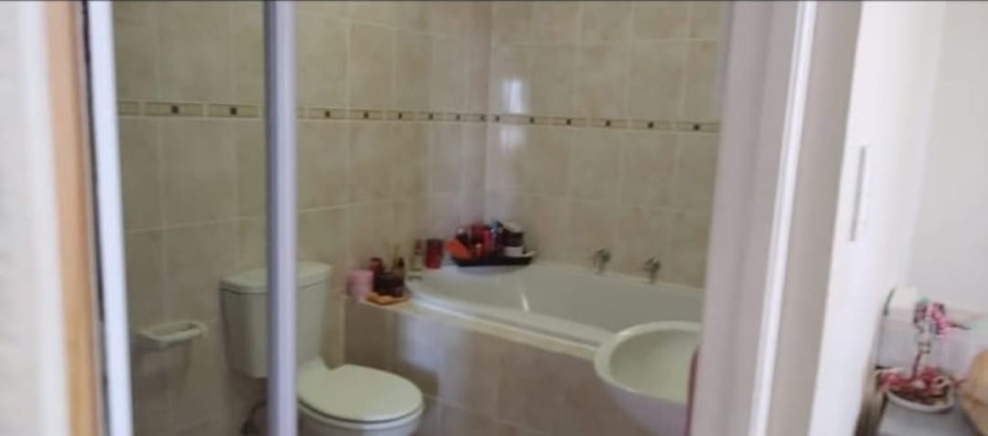 To Let 3 Bedroom Property for Rent in Seemeeu Park Western Cape